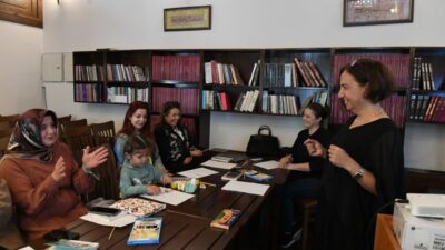 Bursa Osmangazi’de veliler kitap yolculuğuna çıktı