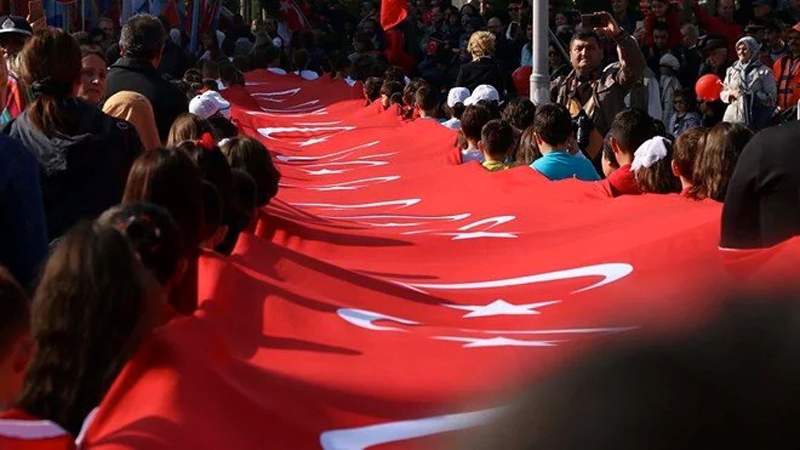 Siyasilerden Cumhuriyet Bayramı mesajları