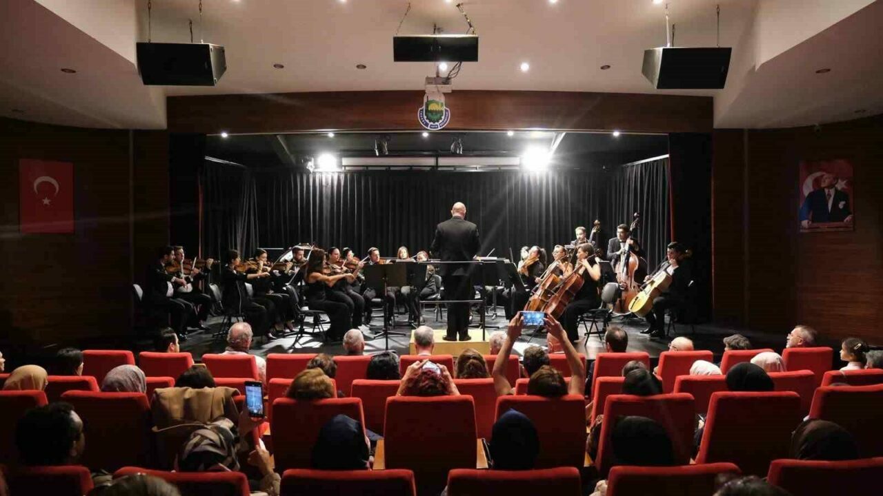 Bursa Bölge Devlet Senfoni Orkestrasından İnegöl’de konser