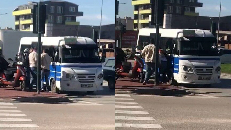 Bursa’da yol verme kavgası Bursa’da yol verme kavgası