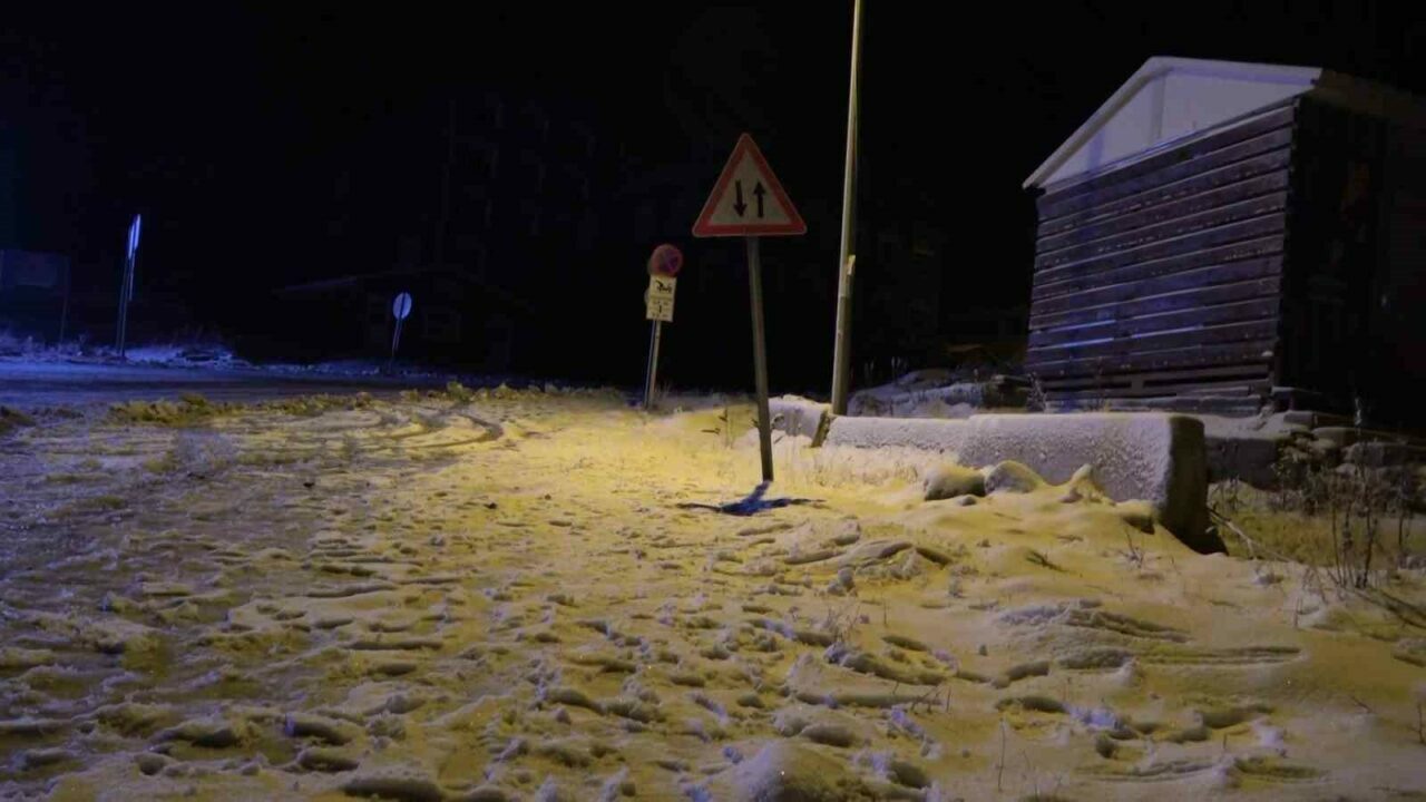 Bursa’da gece yarısı herkes oraya akın etti! Bursa’da gece yarısı herkes oraya akın etti!