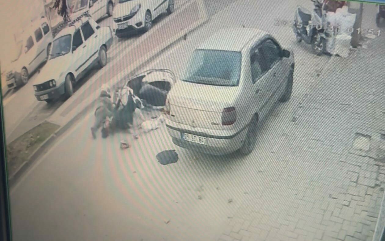 Bursa’da motosiklet yayaya çarptı Bursa’da motosiklet yayaya çarptı