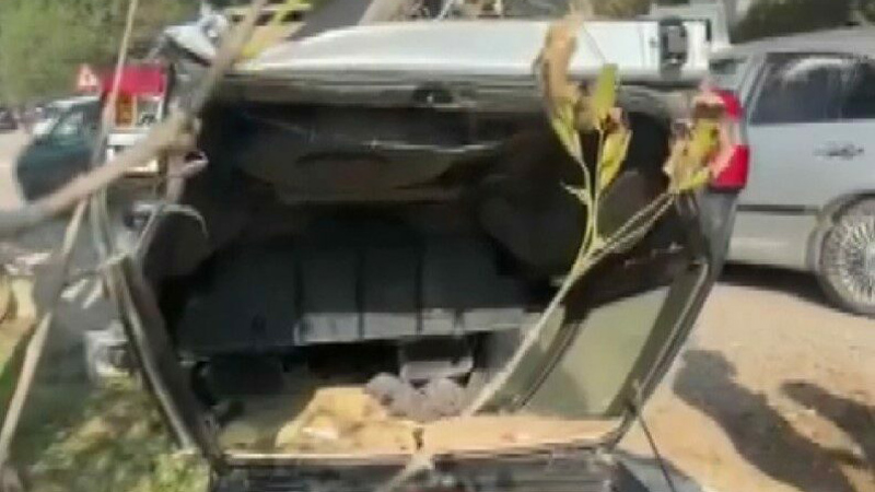 Bursa’da otomobil takla attı Bursa’da otomobil takla attı