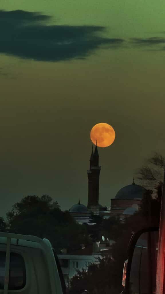 Bursa’da ‘Süper Ay’ Bursa’da ‘Süper Ay’