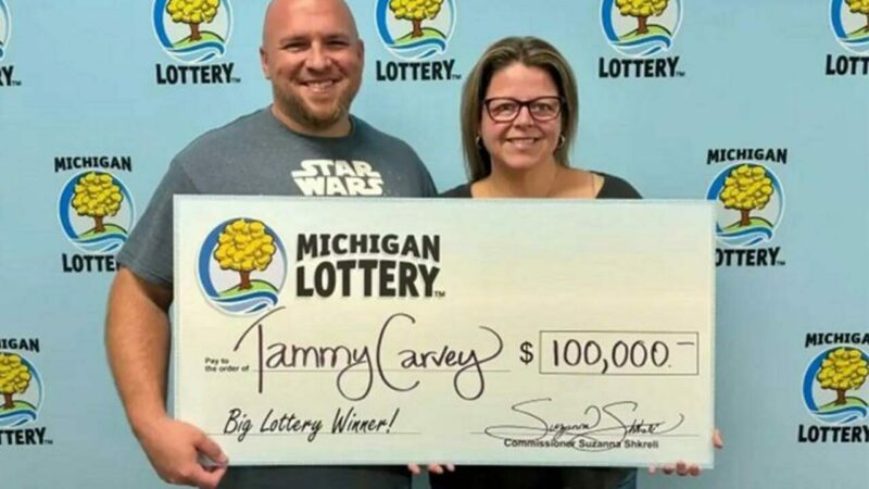 ChatGPTnin verdiği sayılarla piyangoyu kazandı ABD’nin Michigan eyaletinde yaşayan 45 yaşındaki Tammy Carvey, yapay zeka
