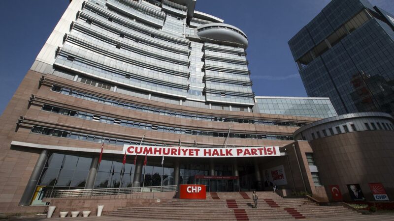 CHP Kurultayı ve İstanbul İl Kongresi için yeni karar