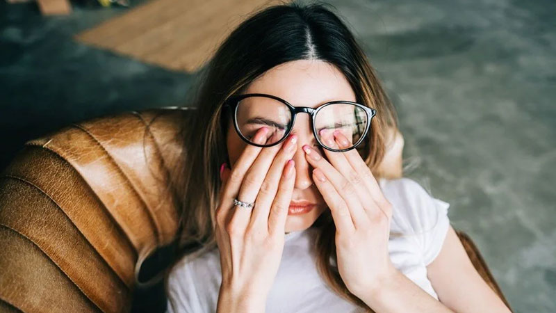 Ne kadar uyursanız uyuyun yorgun musunuz? Nadir görülen bir rahatsızlığın belirtisi