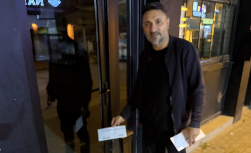 Bursa’da esnafa siftah parası! Akşam saatinde kapıların altından atılıyor…