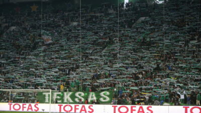 Bursaspor tribünleri doldu taştı! İşte taraftar sayısı