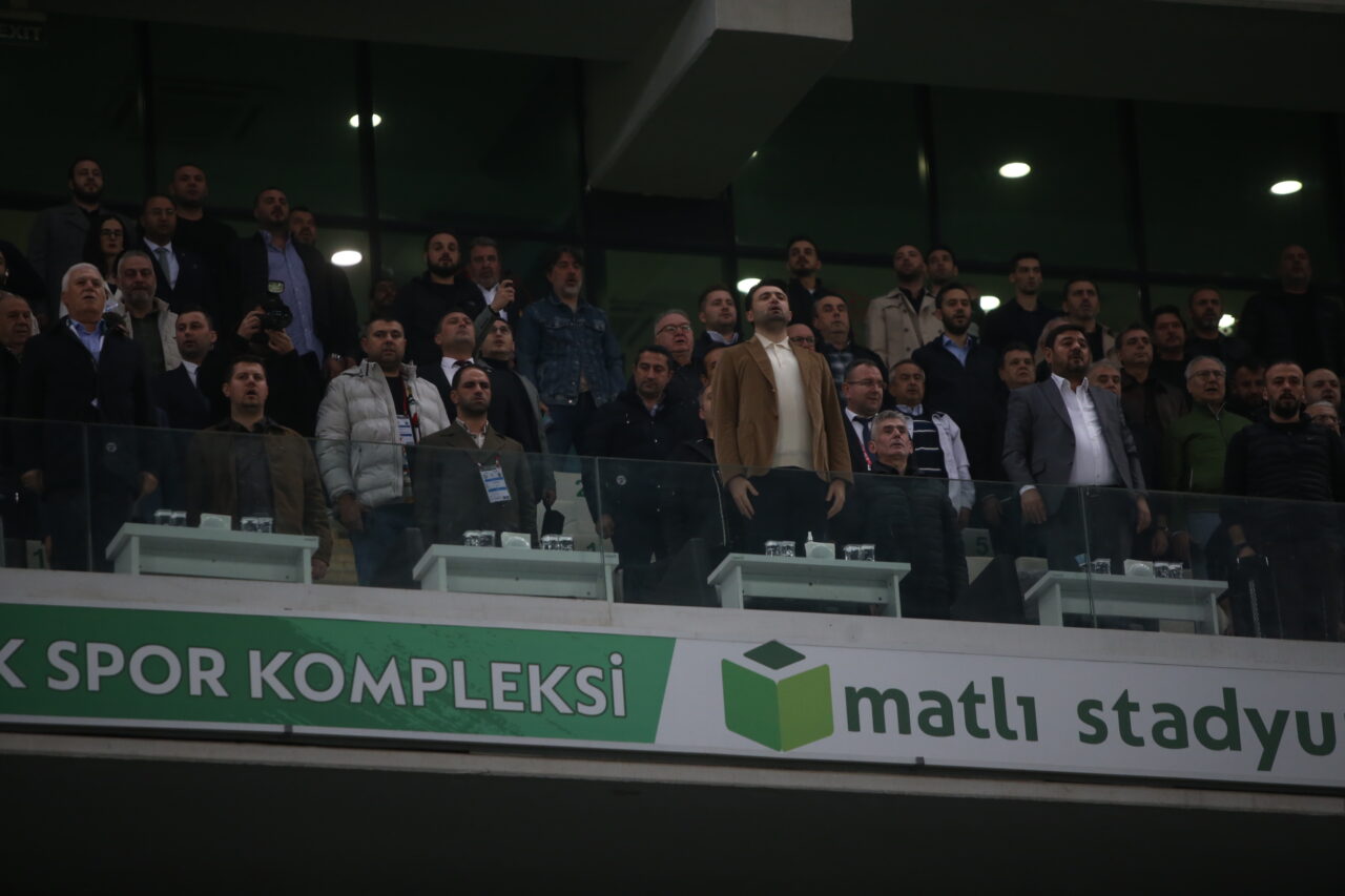 Bursaspor Başkanı Çelik’ten galibiyet mesajı: “İşin sonunu getireceğiz!”