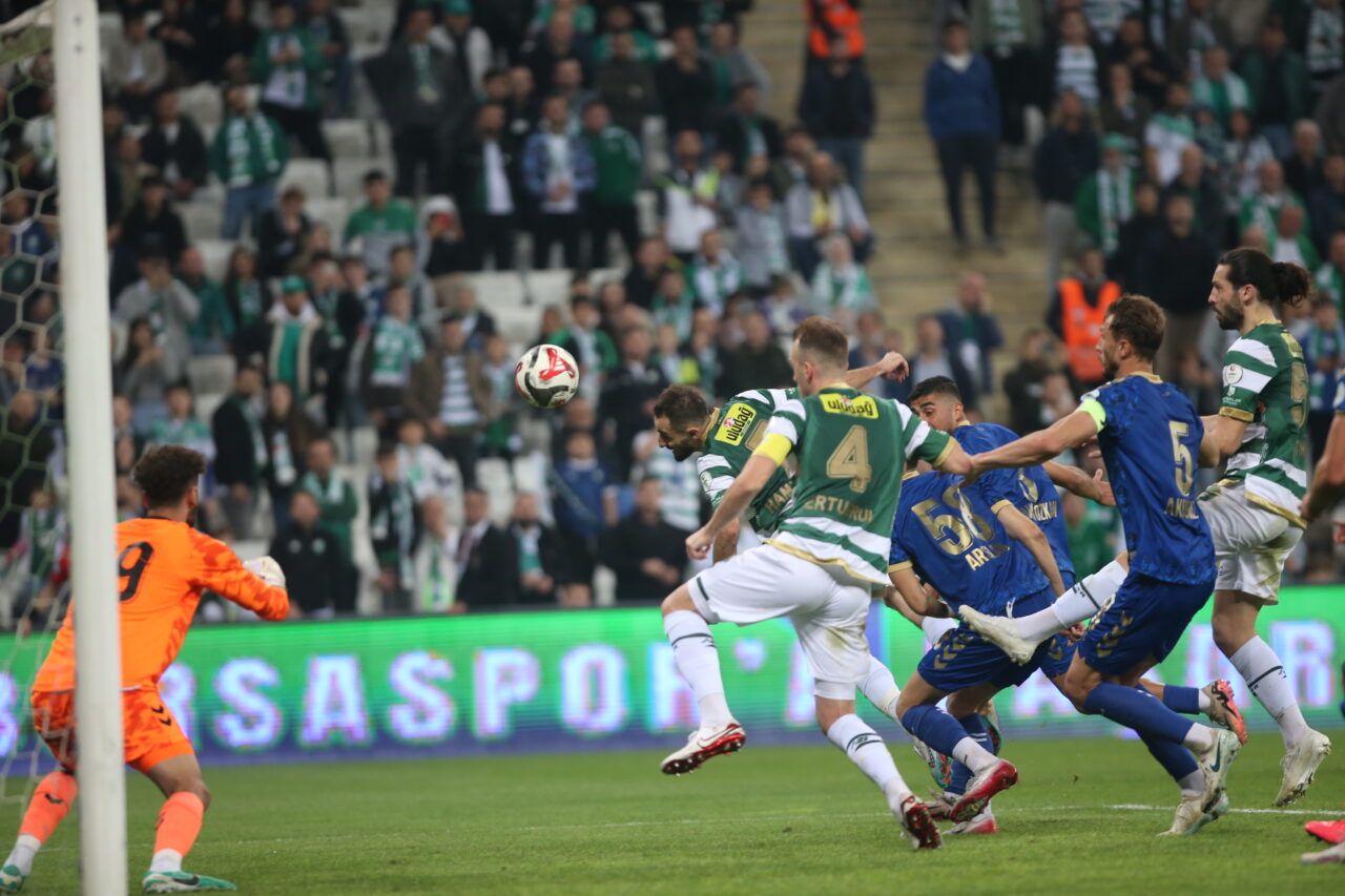 Bursaspor’u bekleyen zorlu periyot