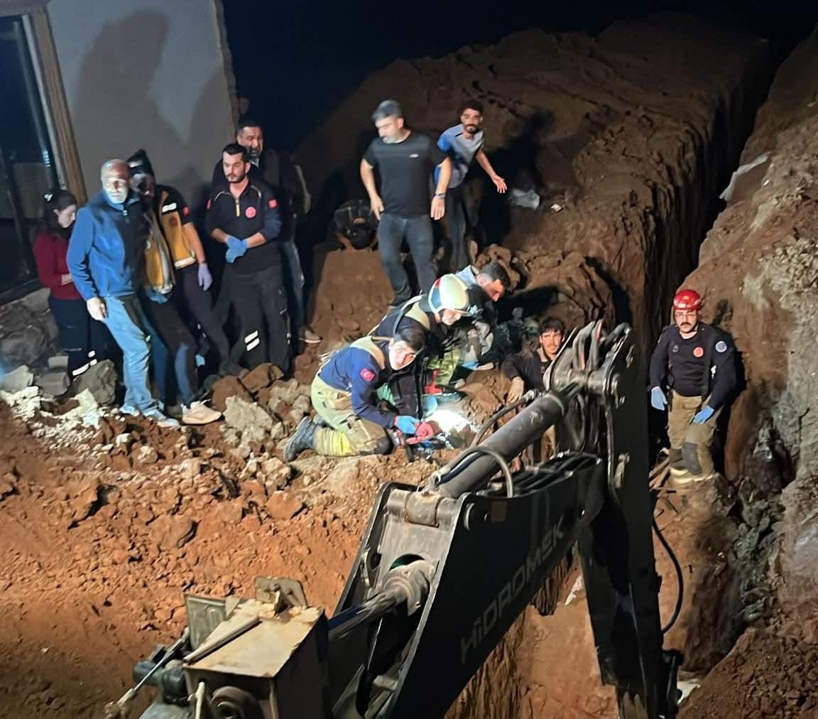 Bursa’da göçük faciası! 2 ölü… Bursa’da göçük faciası! 2 ölü…