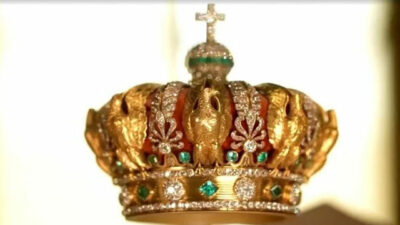 Louvre soyguncuları kayıplara karıştı