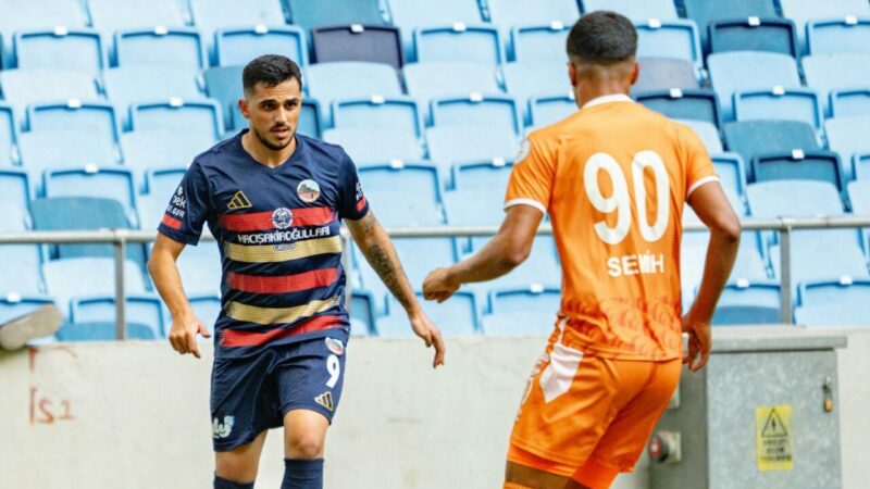 Bursaspor’da istenmemişti yeni kulübünü attığı gollerle zirveye taşıdı! Bursaspor’un yollarını ayırdığı Mücahit Can Akçay, bu sezon harikalar yaratıyor.
