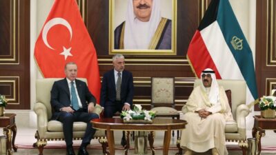 Cumhurbaşkanı Erdoğan, Kuveyt Emiri Sabah ile görüştü