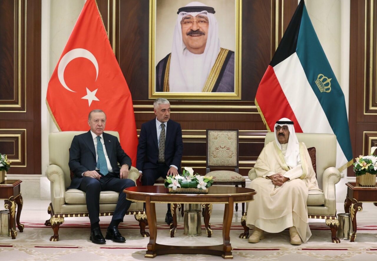 Cumhurbaşkanı Erdoğan, Kuveyt Emiri Sabah ile görüştü