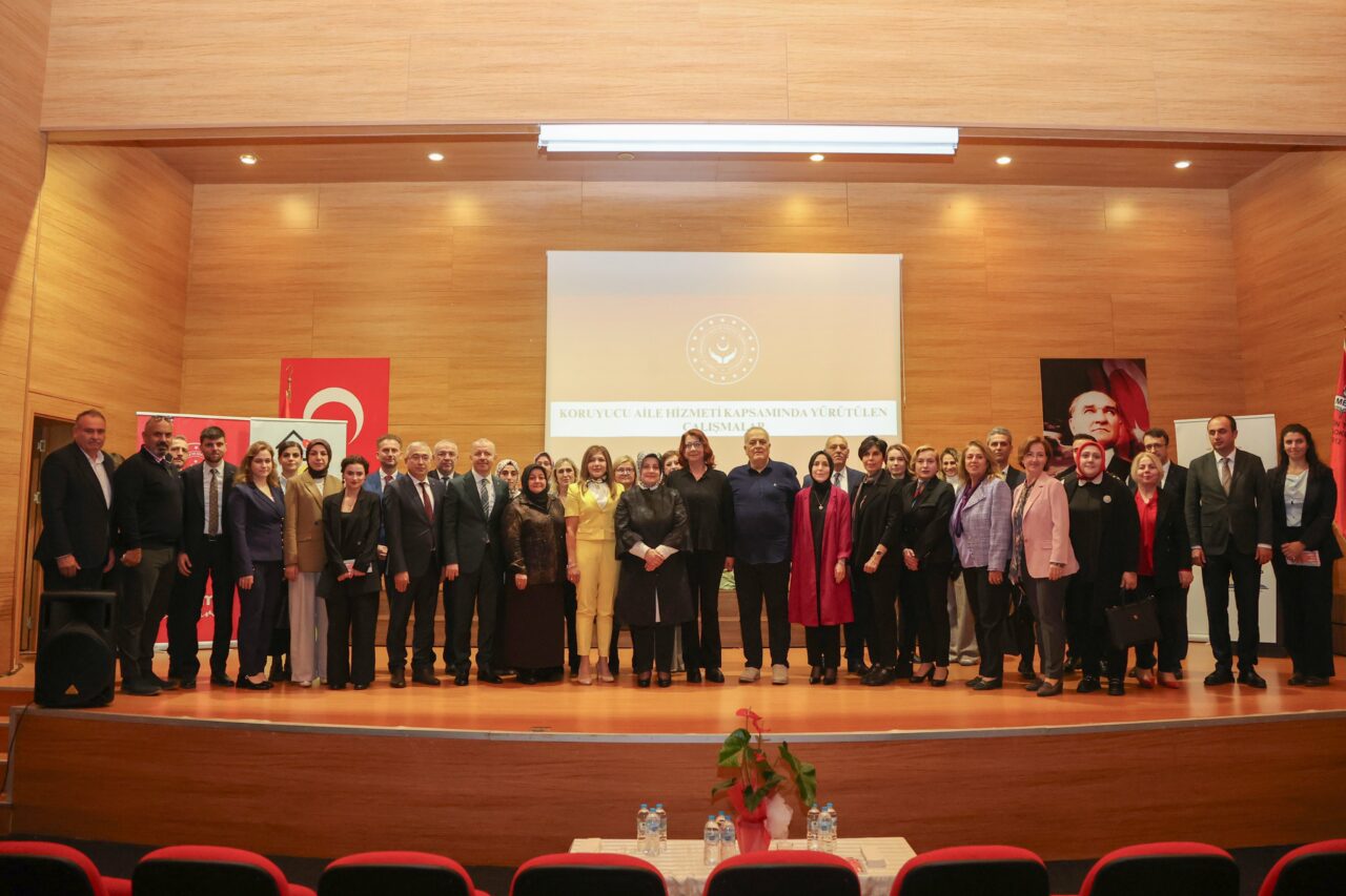 Bursa’da koruyucu aile seferberliği sürüyor Bursa’da koruyucu aile seferberliği sürüyor