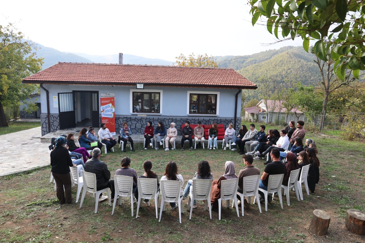 Gençler Nilüfer Üçpınar’da buluştu