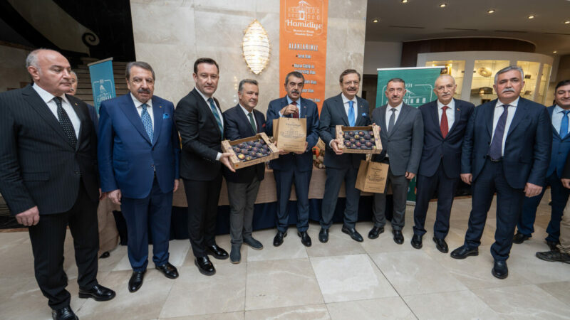 Bursa Ticaret Borsası’nın proje okulu Türkiye’ye örnek oldu Bursa Ticaret Borsası’nın proje okulu Hamidiye Tarım Mesleki ve Teknik