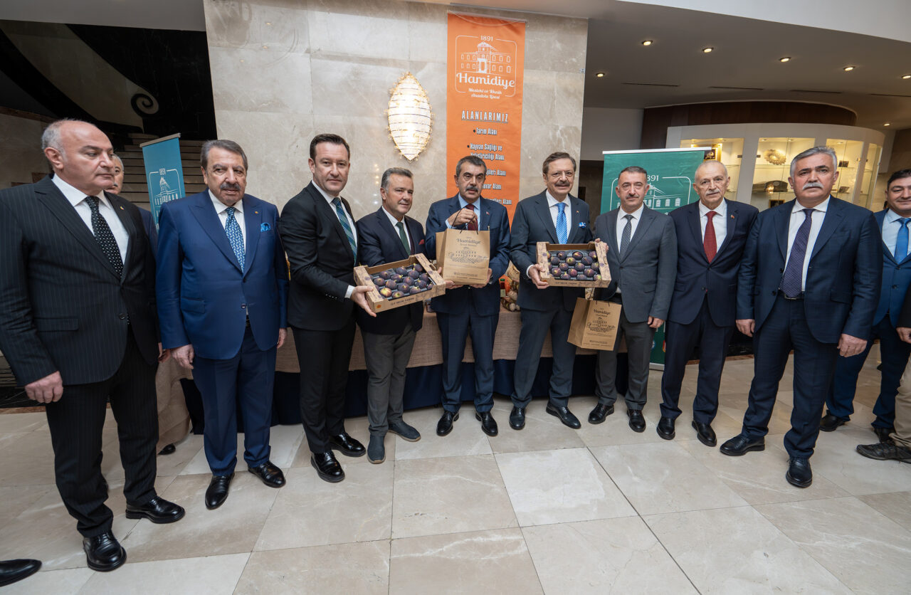 Bursa Ticaret Borsası’nın proje okulu Türkiye’ye örnek oldu