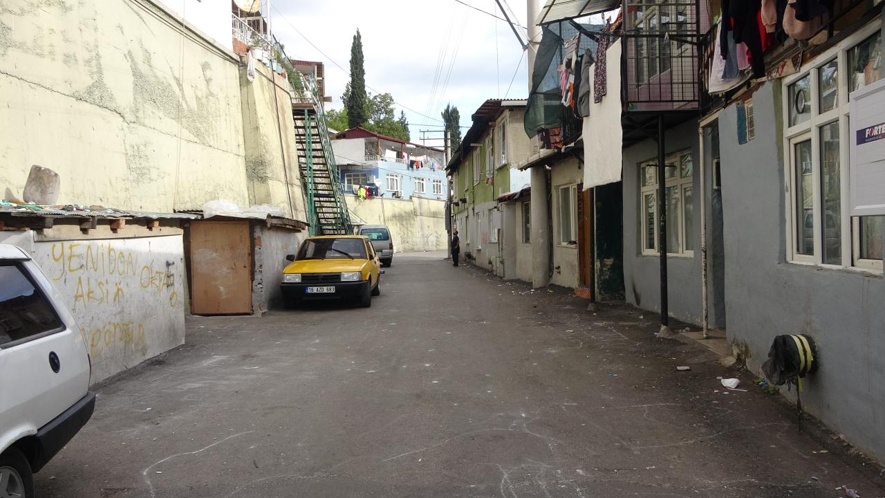 Hırsız ararken mahalleyi birbirine kattılar: Yanlışlıkla 6 kişiyi dövdüler