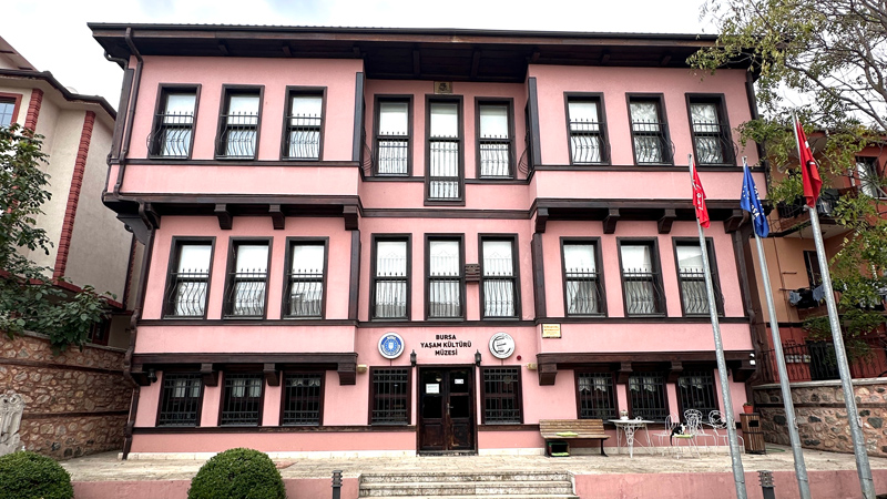 Bursa’daki bu müzeyi ziyaret ettiniz mi? Sizi çocukluğunuza götürüyor Bursa’daki bu müzeyi ziyaret ettiniz mi? Sizi çocukluğunuza götürüyor
