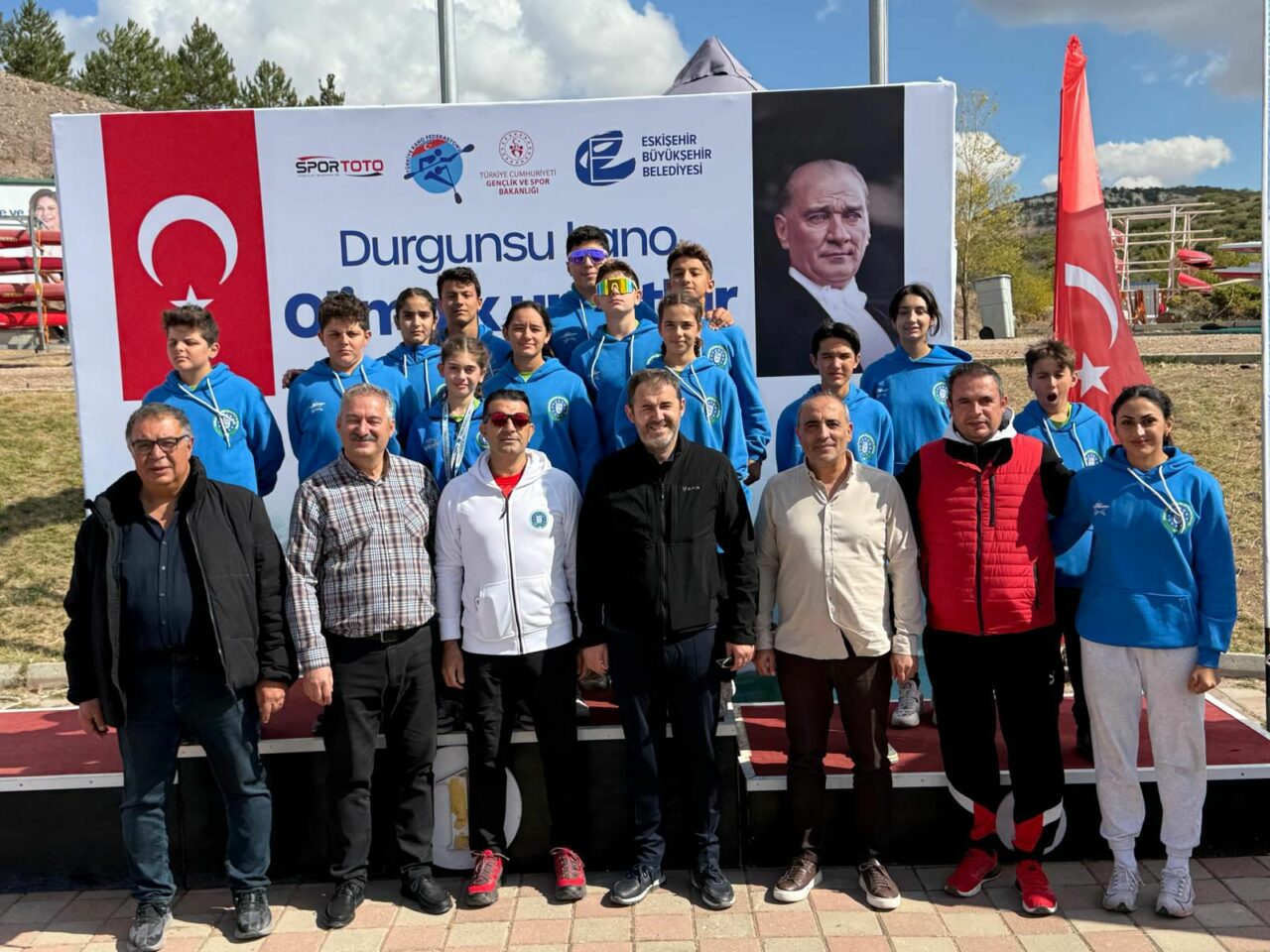 Bursa Büyükşehir Belediyesporlu kanoculardan 2 madalya Bursa Büyükşehir Belediyesporlu kanoculardan 2 madalya
