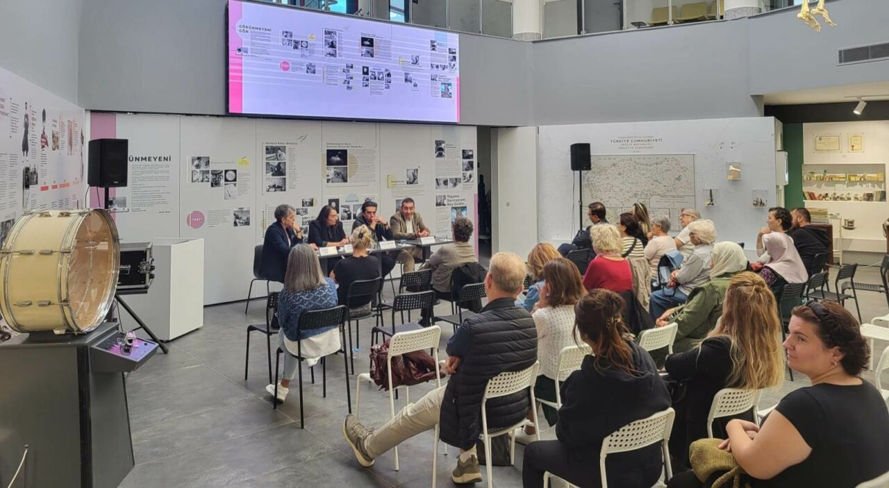 Bursa Nilüfer’de meme kanseri farkındalık buluşması ve sergi açılışı Bursa Nilüfer’de meme kanseri farkındalık buluşması ve sergi açılışı