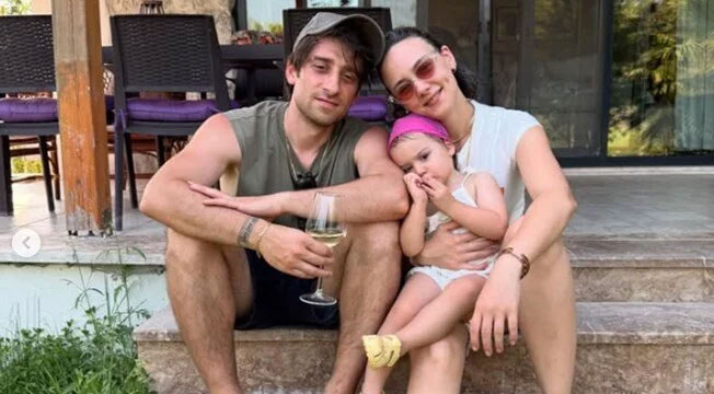 Ünlü çiftin kızları yoğun bakımda