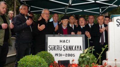 Bursa’nın duayen ismi Şükrü Şankaya dualarla anıldı