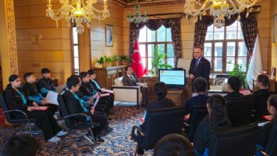 Ortaokul öğrencilerinden İletişim Başkanlığı Bursa Bölge Müdürlüğü’ne ziyaret