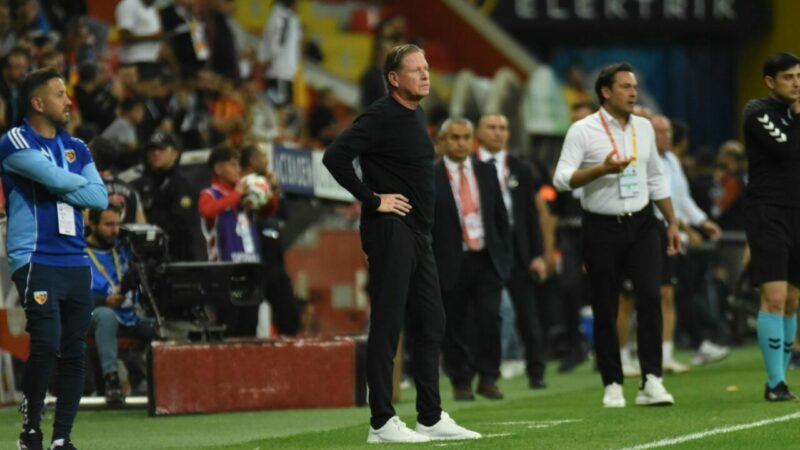 Kayserispor’da Alman teknik direktör Markus Gisdol ile yollar ayrıldı.