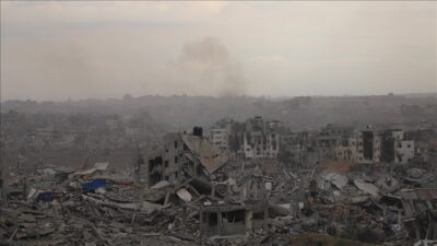 İsrail Gazze’ye saldırıyor