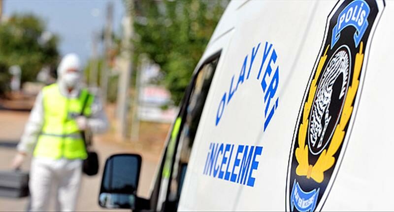 Bursa'nın Yenişehir ilçesinde kamyonunun kasasındaki yükün üzerine çadır çekerken düşen