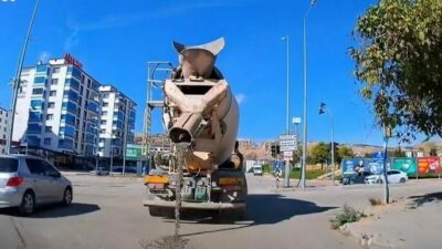 Trafikte tepki çeken anlar: Görenler inanamadı…