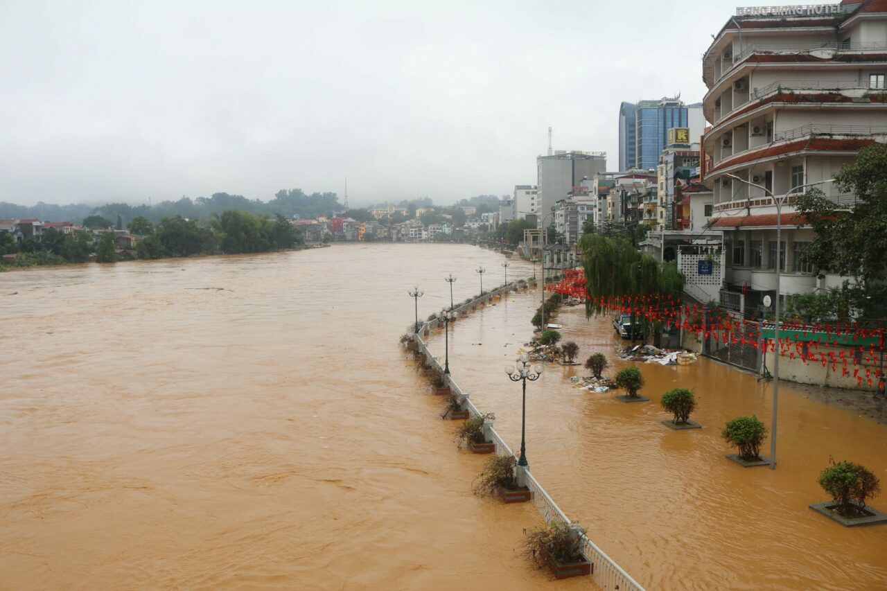 Vietnam’da sel: 10 ölü