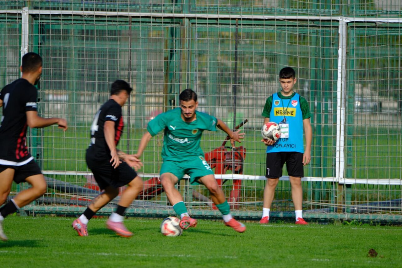 Bursa’nın 3.Lig ekibi evinde mağlup! Bursa’nın 3.Lig ekibi evinde mağlup!