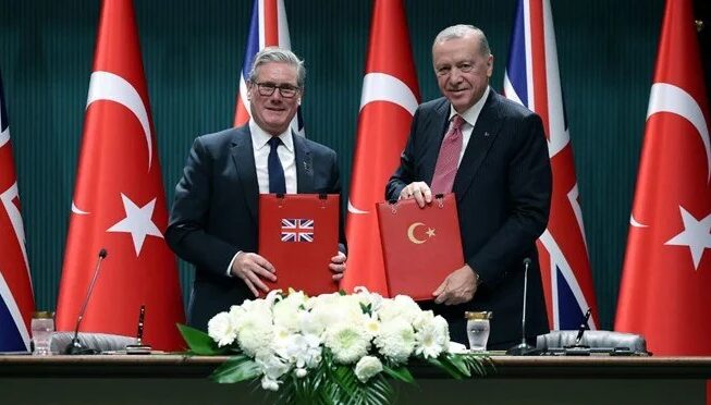 Erdoğan ve Starmer imzaları attı: Türkiye, 44 Eurofighter alacak