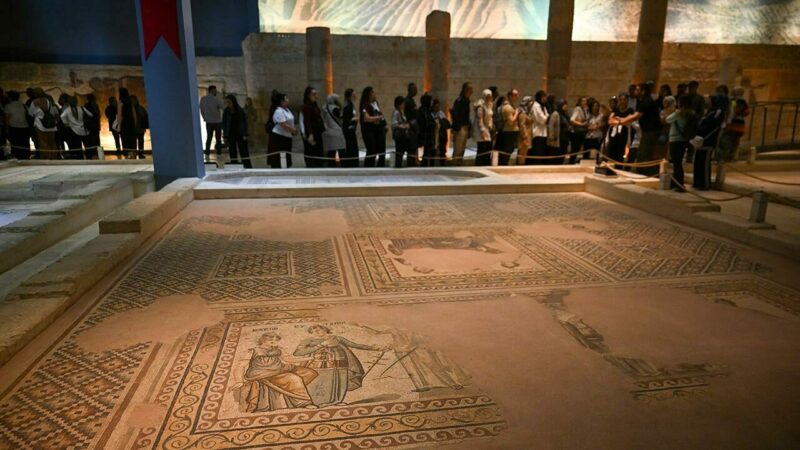 Gaziantep'te dünyaca ünlü "Çingene Kızı" mozaiği başta olmak üzere birçok