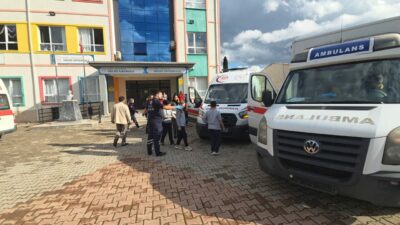 Bursa’daki bir okulda 20 öğrenci zehirlenme şüphesiyle hastaneye kaldırıldı