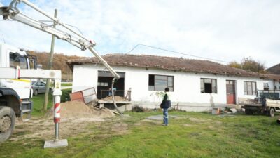 Bursa’nın Yenişehir ilçesindeki bir mahalleye yeni düğün salonu