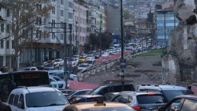 Bursa’da hafta sonu kabusu! Kentin yolları kilitlendi…