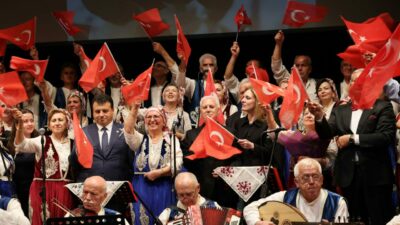 Atatürk, Bursa’da Rumeli ezgileriyle anıldı