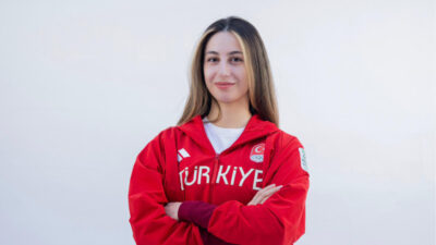 Büyükşehirli Özge Yılmaz’dan gümüş madalya