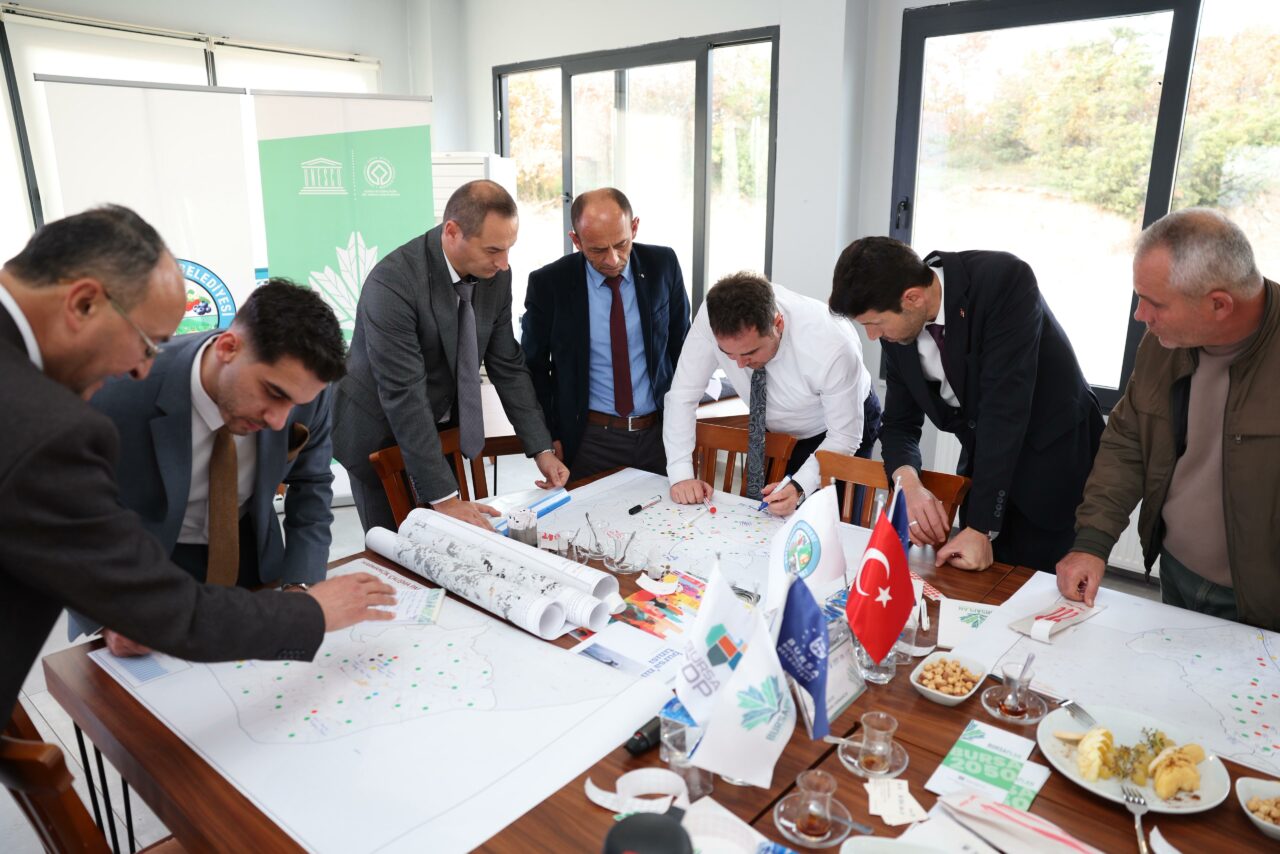 Bursa’nın geleceği masaya yatırıldı Bursa’nın geleceği masaya yatırıldı