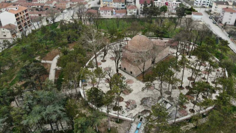 Bursa’daki tarihi bölgede Osmanlı dönemi yaşatılacak Osmanlı'nın kuruluşunda ilk başşehir ilan ettiği Bursa Yenişehir’de yapılan 725