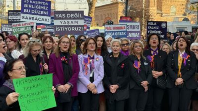 Bursa’dan kadına yönelik şiddete karşı güçlü mesaj: ‘Bir kişi daha eksilmeyeceğiz’