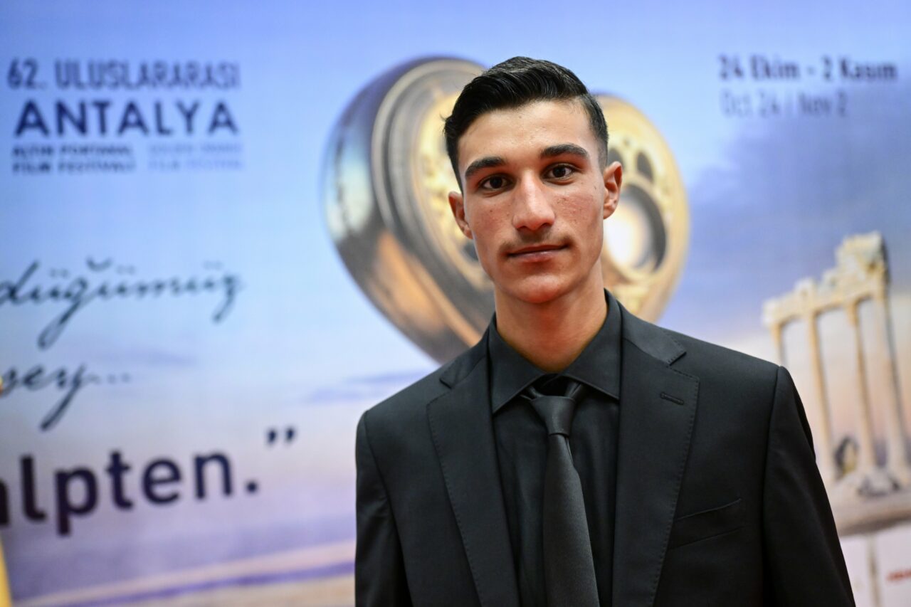 Kars’ta çobanlık yaparken keşfedildi, film yıldızı oldu Kars’ta çobanlık yaparken keşfedildi, film yıldızı oldu