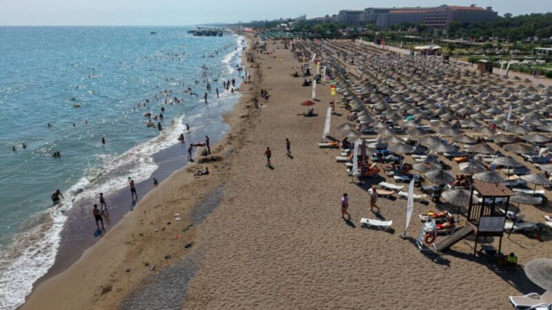 Kültür ve Turizm Bakanı Mehmet Nuri Ersoy, Antalya'nın ekim ayında,