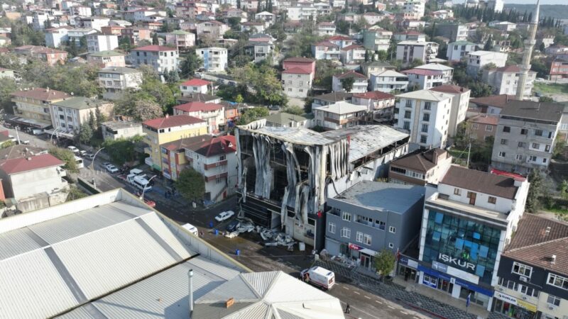 Parfüm deposu bu hale geldi